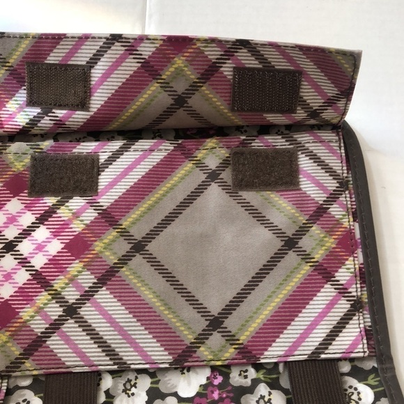 Thirty One organizing pocket book with tie back in flowered background - Picture 5 of 8
